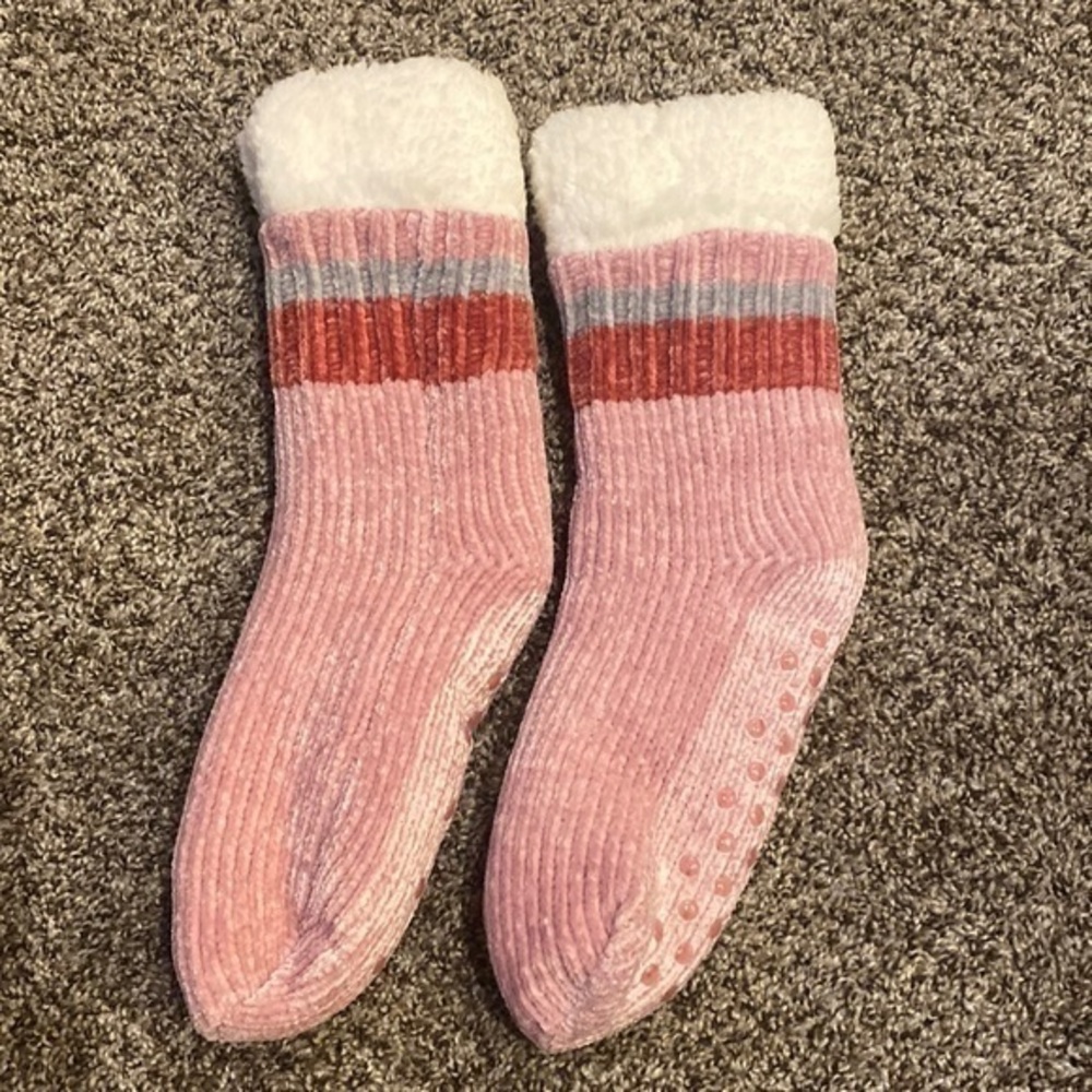 💖‼️ NWOT Super Soft Socks!